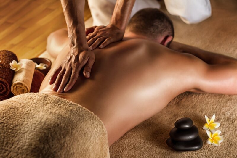 Man getting deep tissue massage