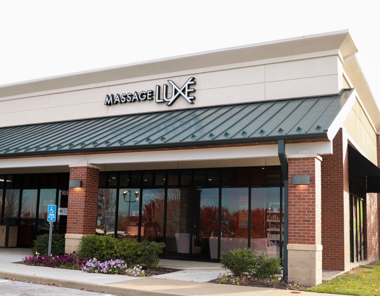 Chesterfield MassageLuXe